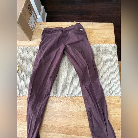 Vuori Ripstop Climber Pant Mens small Burgundy Slim Fit - Picture 4 of 8